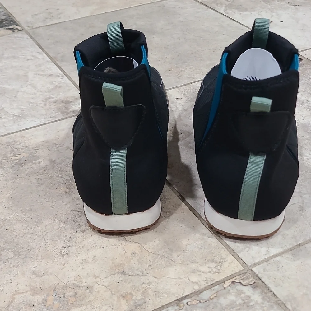 Teva Black Quilted Big Kids Sneakers